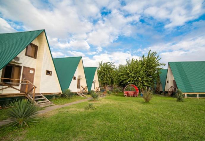 Kyalasur Hotel Сухуми Екстериор снимка