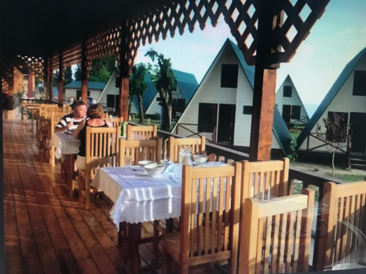 Kyalasur Hotel Сухуми Екстериор снимка
